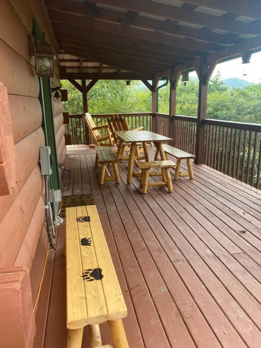 Bear Country Cabin Sevierville Bagian luar foto