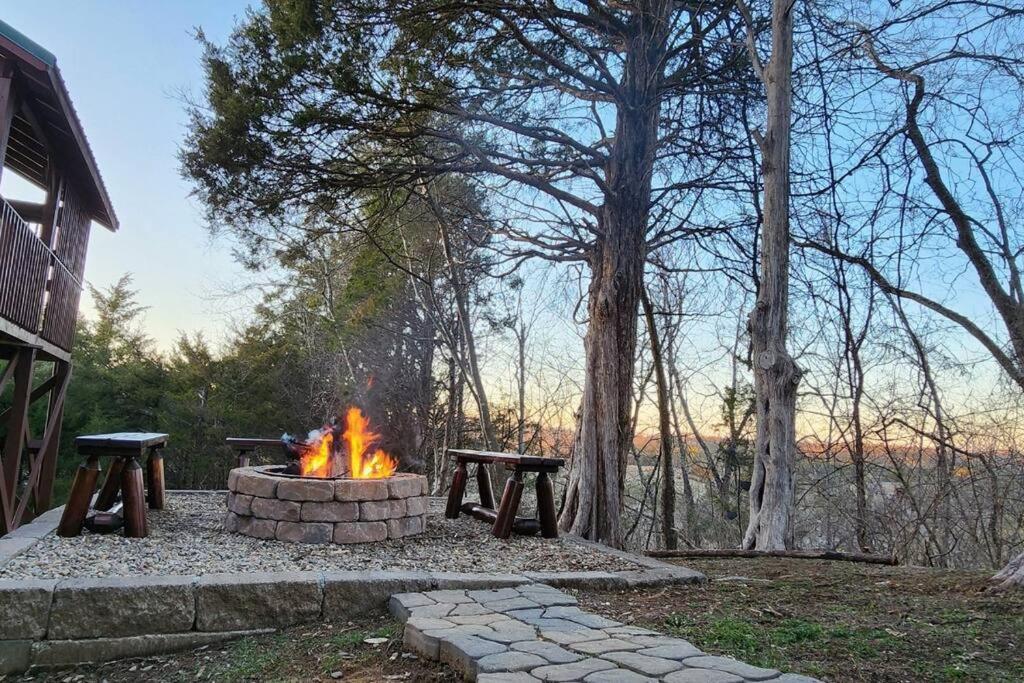 Bear Country Cabin Sevierville Bagian luar foto