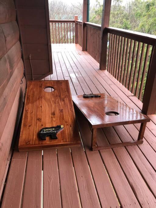 Bear Country Cabin Sevierville Bagian luar foto