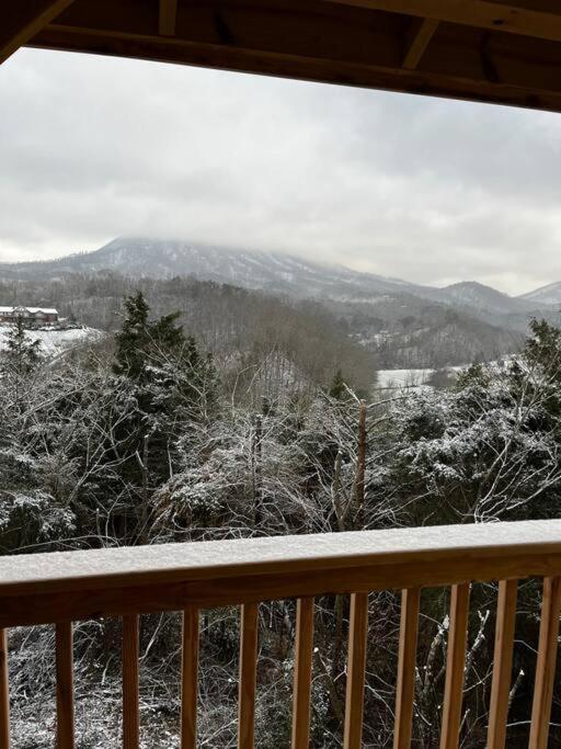 Bear Country Cabin Sevierville Bagian luar foto