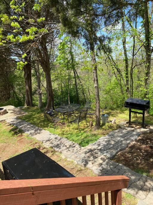 Bear Country Cabin Sevierville Bagian luar foto