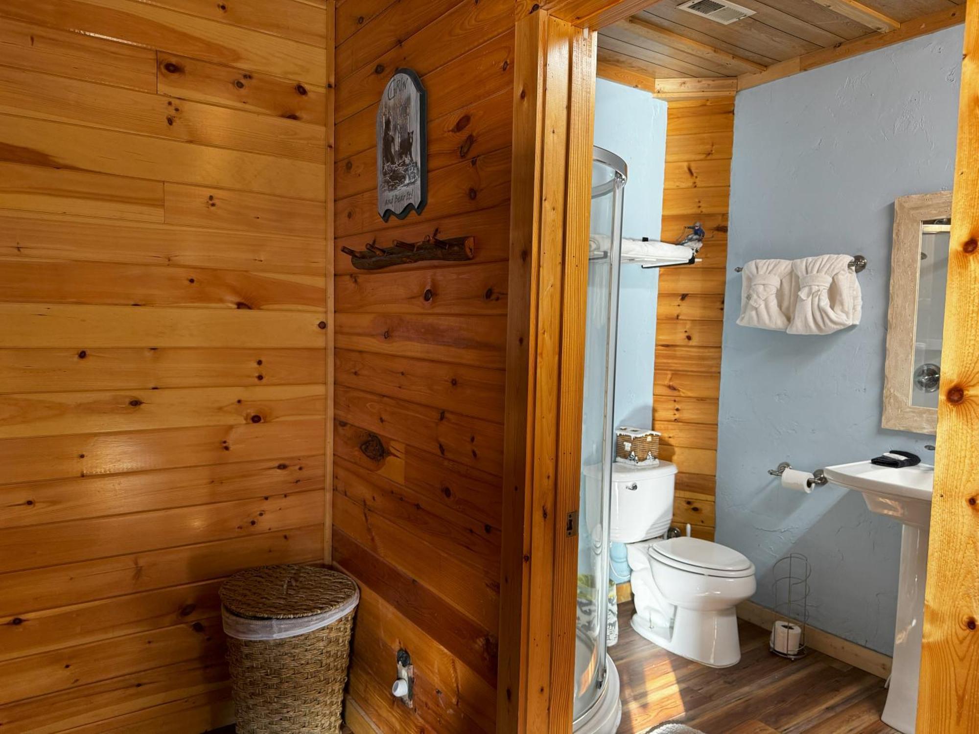 Bear Country Cabin Sevierville Bagian luar foto